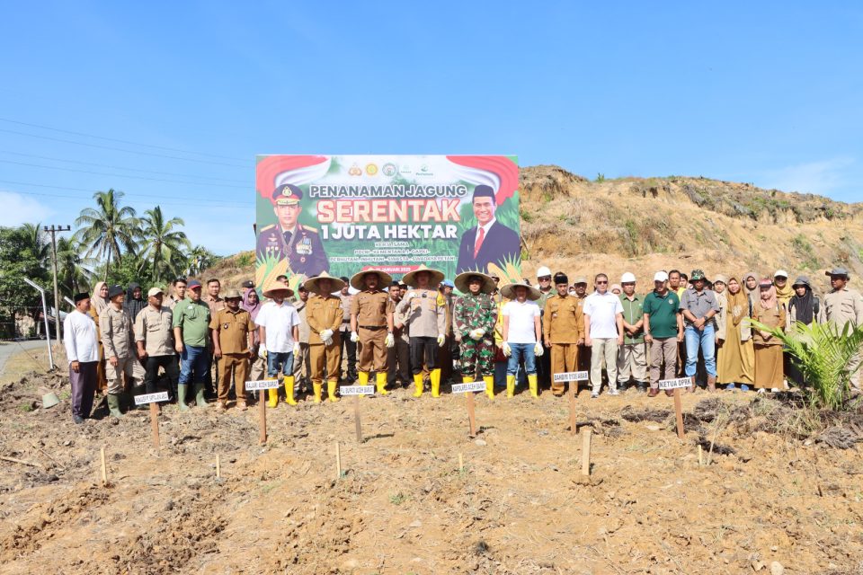 Kapolres Aceh Barat Mendukung Program Penanaman Jagung Serentak 1 Juta Hektar