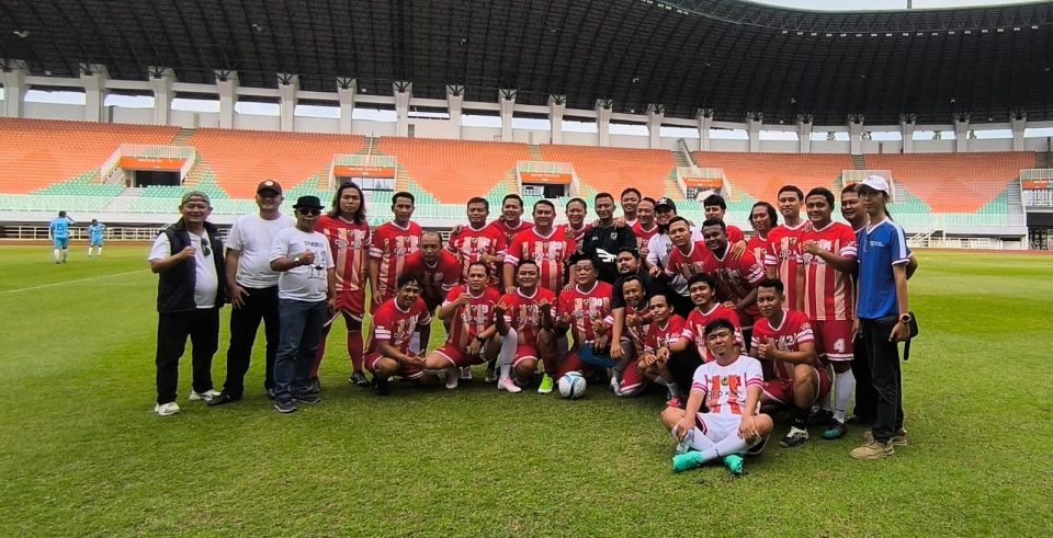 DPD KNPI Kabupaten Bogor dan Karang Taruna Gelar Laga Persahabatan Sepak Bola