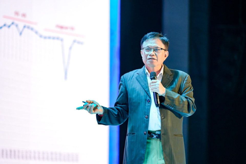 Arus Peti Kemas Refleksi dari Perekonomian Nasional