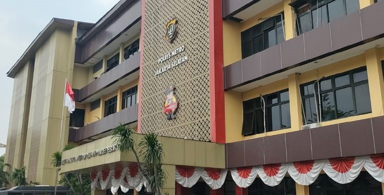 Polres-Jakarta-Selatan-1050-Ok